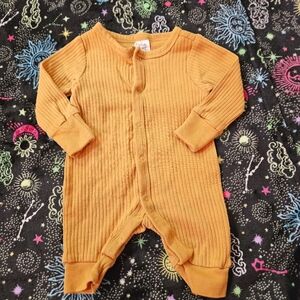 Modern moment, one piece, orange